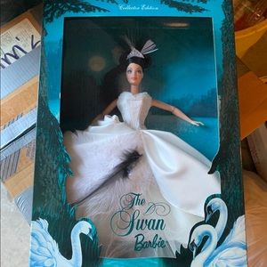 NIB The Swan Barbie Collectors Edition NEVER OPEN